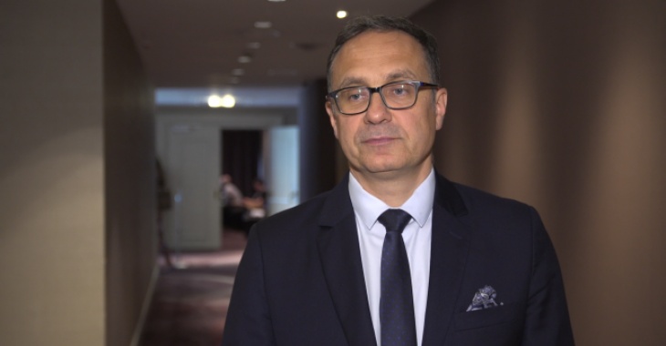 Trwają prace nad zmianami w programie szczepień przeciwko HPV. Na razie zaszczepiła się jedna piąta uprawnionych nastolatków Trwają prace nad zmianami w programie szczepień przeciwko HPV. Na razie zaszczepiła się jedna piąta uprawnionych nastolatków