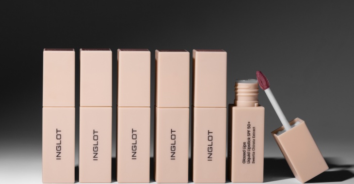 INGLOT Glazed Lips - usta pełne blasku i koloru w najmodniejszych odcieniach lata i z najwyższą ochroną SPF 50+ INGLOT Glazed Lips - usta pełne blasku i koloru w najmodniejszych odcieniach lata i z najwyższą ochroną SPF 50+