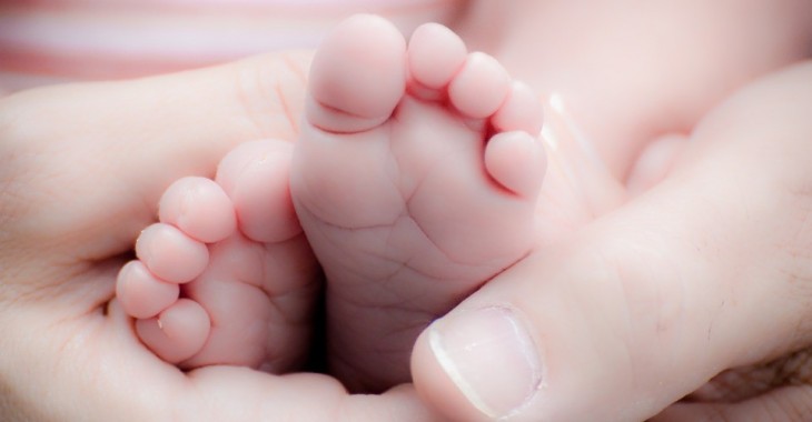 Eksperci alarmują, że ponad połowa matek nie karmi piersią Eksperci alarmują, że ponad połowa matek nie karmi piersią