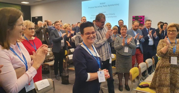 Elżbieta Piotrowska-Rutkowska ponownie Prezesem Naczelnej Rady Aptekarskiej Elżbieta Piotrowska-Rutkowska ponownie Prezesem Naczelnej Rady Aptekarskiej