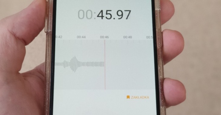 Koronawirusa pozwoli wykryć analiza próbki głosu. Test będzie można wykonać za pomocą smartfona Koronawirusa pozwoli wykryć analiza próbki głosu. Test będzie można wykonać za pomocą smartfona