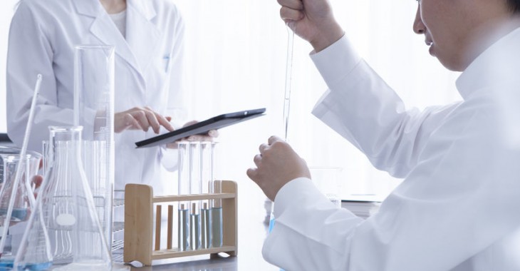 ABM przekaże 100 mln na leczenie nowotworów przełomową terapią CAR-T cells ABM przekaże 100 mln na leczenie nowotworów przełomową terapią CAR-T cells