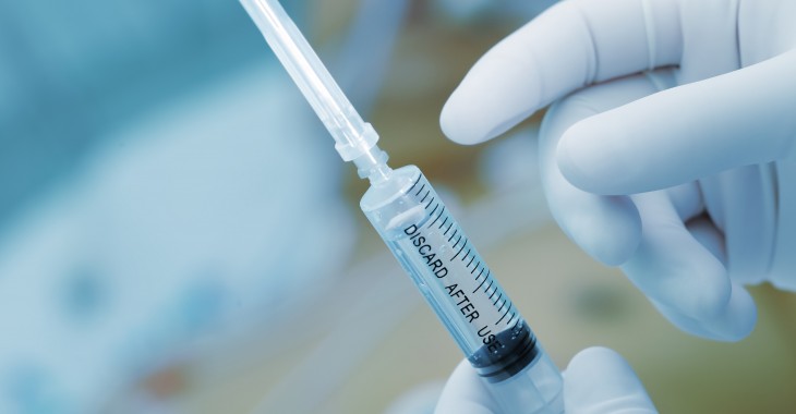 Wielka Brytania dopuściła do obrotu szczepionkę mRNA opracowaną przez Pfizer i BioNTech