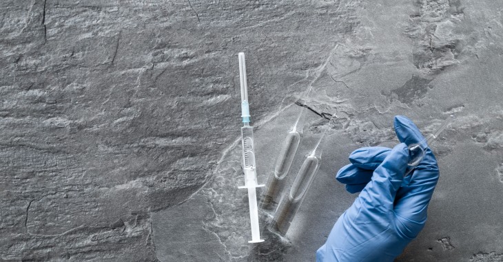 Bezpieczeństwo szczepionki mRNA stosowanej w programie szczepień przeciw COVID-19 w Wielkiej Brytanii Bezpieczeństwo szczepionki mRNA stosowanej w programie szczepień przeciw COVID-19 w Wielkiej Brytanii