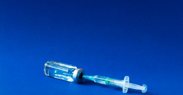 Prawie 5 mln dawek szczepionek przeciw grypie trafi do Polski