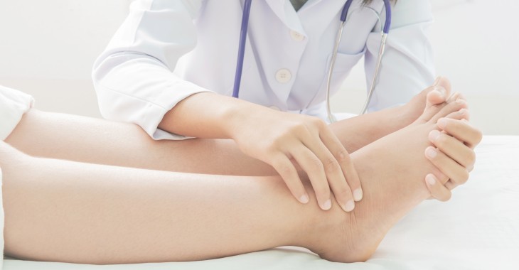 Stopy w rękach eksperta – domowa pielęgnacja jak z gabinetu Nivelazione Skin Therapy Protect & Expert
