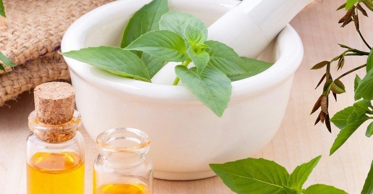 Aromaterapia jako naturalny sposób na katar i chore zatoki Aromaterapia jako naturalny sposób na katar i chore zatoki
