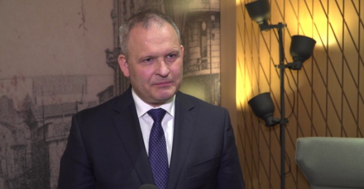 Ministerstwo Zdrowia analizuje możliwości rozszerzenia roli farmaceutów. Część nowych zadań może trafić do koszyka świadczeń gwarantowanych Ministerstwo Zdrowia analizuje możliwości rozszerzenia roli farmaceutów. Część nowych zadań może trafić do koszyka świadczeń gwarantowanych