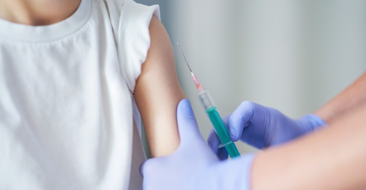 Zaktualizowana szczepionka przeciwko COVID-19 wykazuje wysoką odpowiedź immunologiczną przeciwko obecnie rozprzestrzeniającym się wariantom koronawirusa