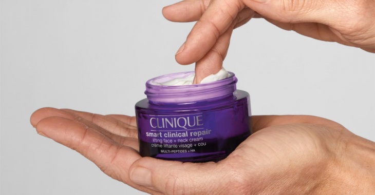 Clinique Smart Clinical Repair™ Lifting Face + Neck Cream Clinique Smart Clinical Repair™ Lifting Face + Neck Cream